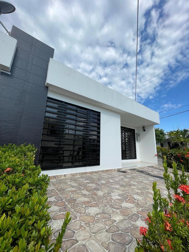 Casa En Flandes A 10 Min De Girardot Villa Exterior photo